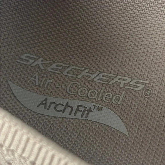 SKECHERS On The Go Performance Arch Fit Uplift Knit Lace-Up Detail Taupe Size 11 - Picture 10 of 14